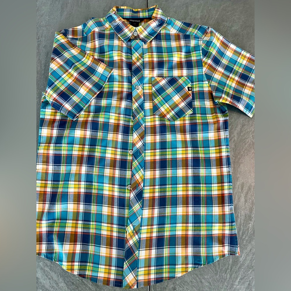 Marmot Men’s Small Classic Summer Short Sleeve Shirt
